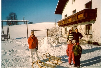 Austria Privát Gresten, Esterno